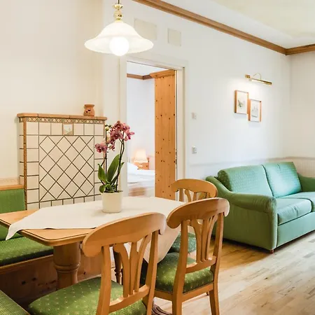 Aparthotel Naturresidence Dolomitenhof